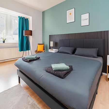 Smart Home - Essen - Perfect For 5 Guests! Central - Balcony - Netflix - Free Parking Zone Exterior photo