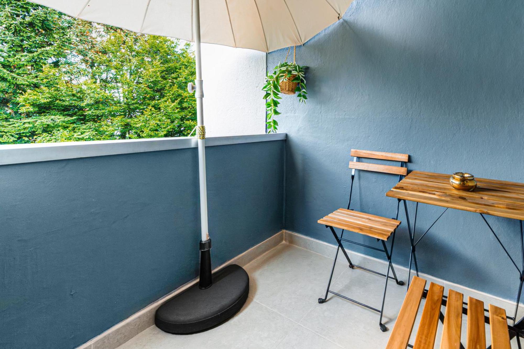 Smart Home - Essen - Perfect For 5 Guests! Central - Balcony - Netflix - Free Parking Zone Exterior photo